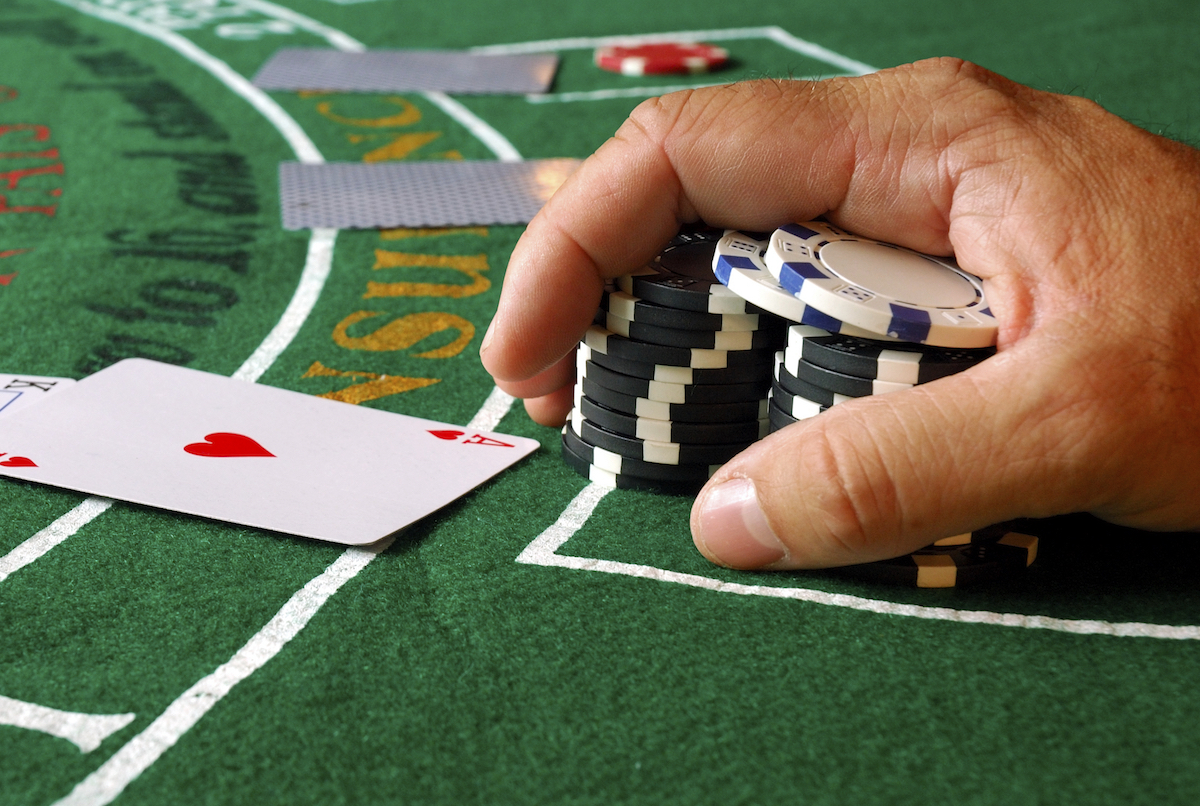 Gambling Addicts Beset With Alcohol, Drug, Mental Health Problems -