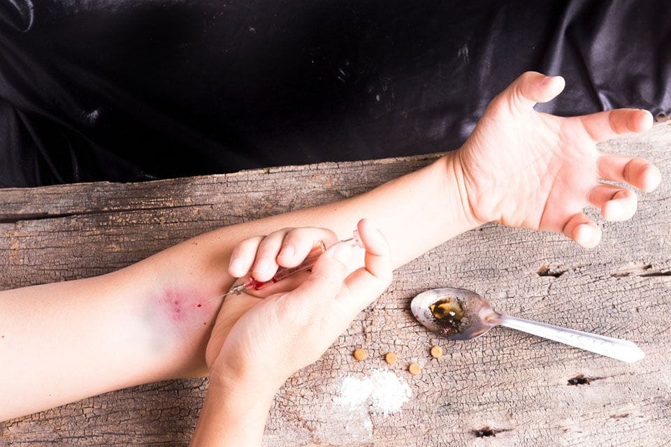 Spotting Signs Of Heroin Addiction Could Save A Life The Ranch Tn