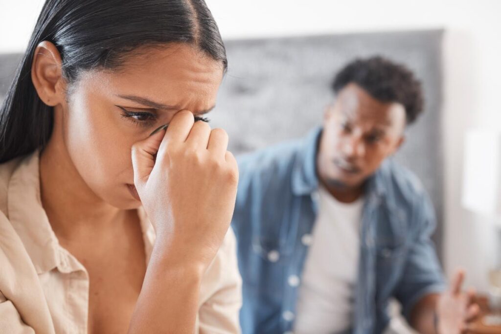 couple having argument while struggling with toxic behaviors